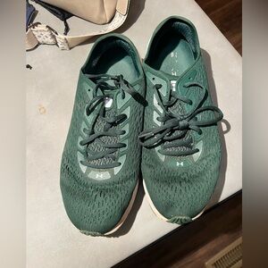 Men’s Under Armour Green Hovr Sonic Shoes in size 10.5